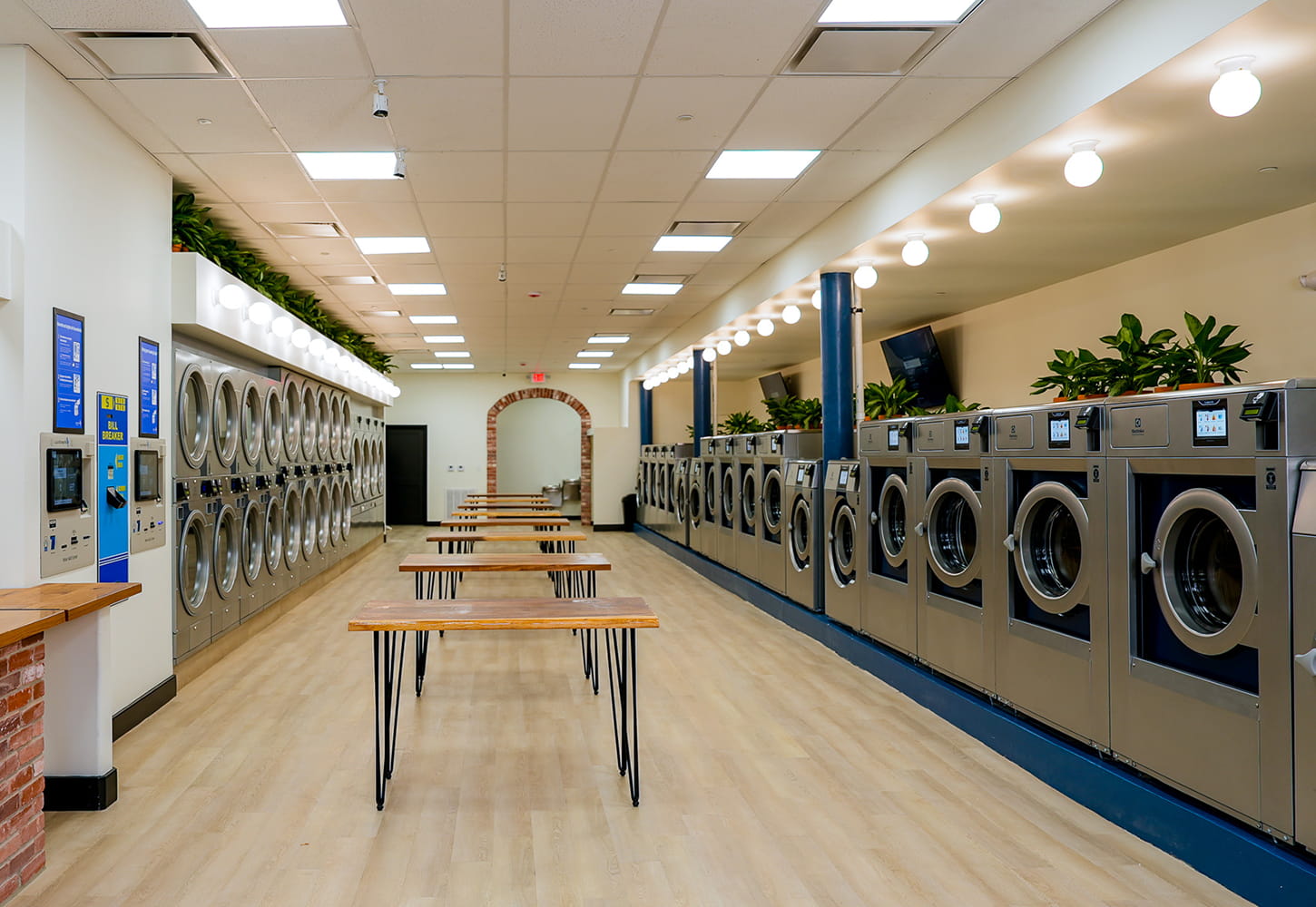 Legacy Laundry exterior and machines – top-rated laundromat Plainfield NJ